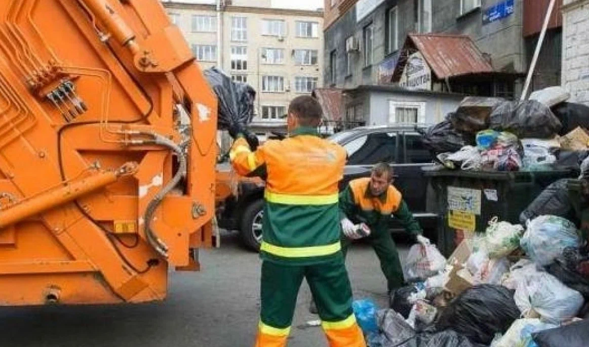 Срочный вывоз мусора в Новороссийске от ПроМусор — заказ день в день от 2909 руб., грузчики, цена